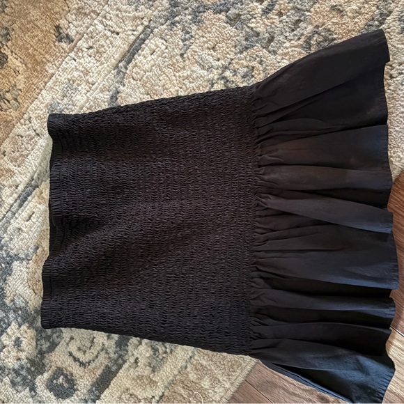 h&m divided black smocked ruffle skirt - Picture 2 of 2